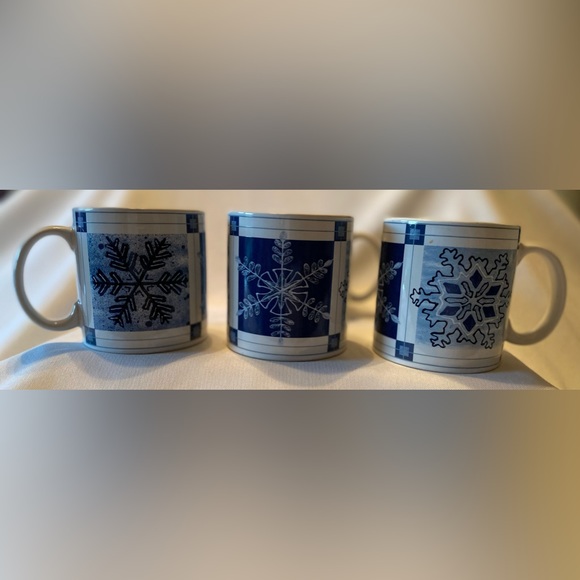 SAKURA WINTER FROST LARGE COFFEE MUGS Set of 4 SNOWFLAKE BLUE & WHITE Mugs - Picture 6 of 7